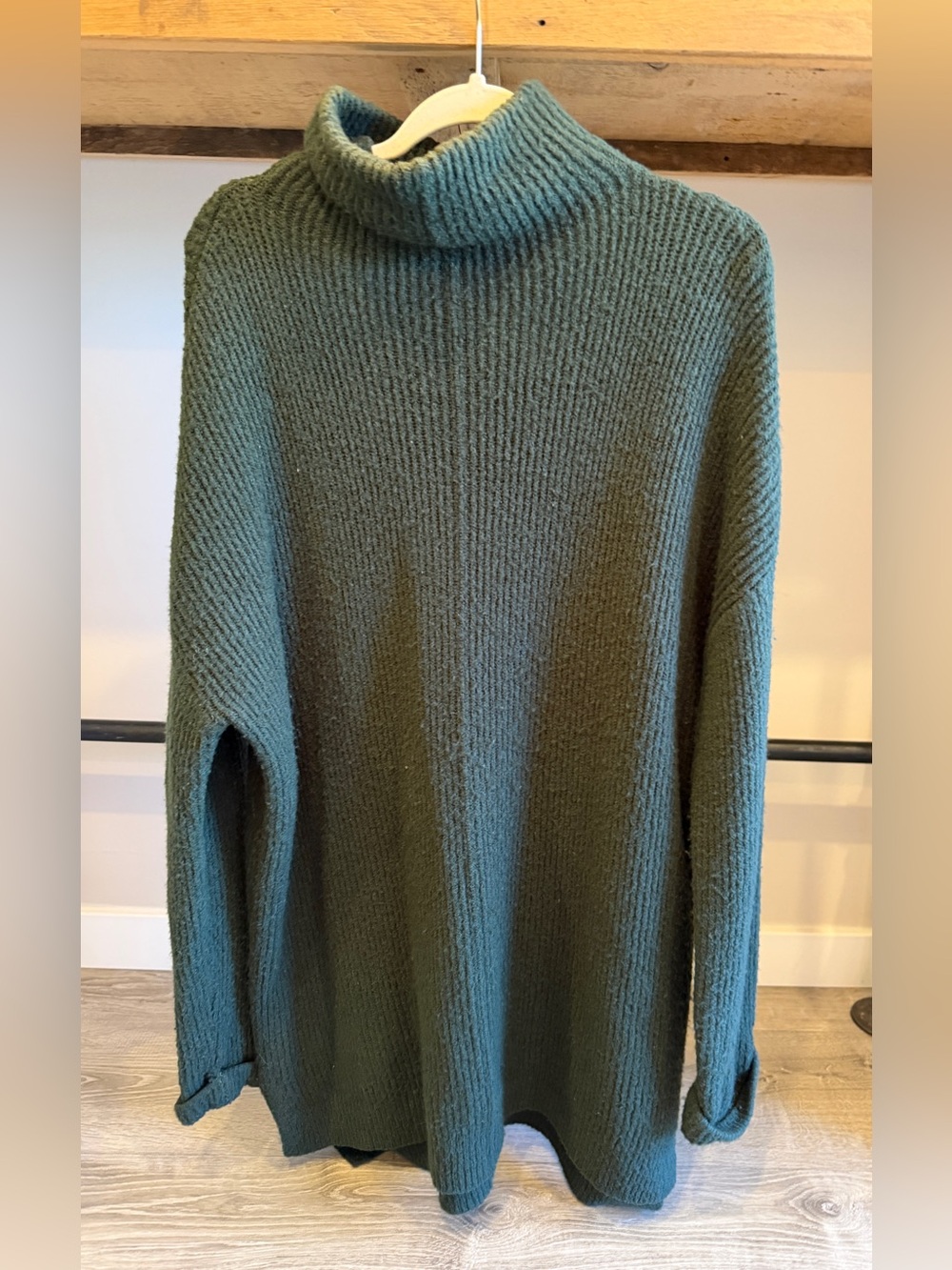 Women’s Olive + Oak Long Ribbed Evergreen Sweater XL